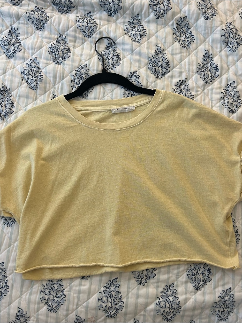 Double Zero Pale Yellow Crop Tee